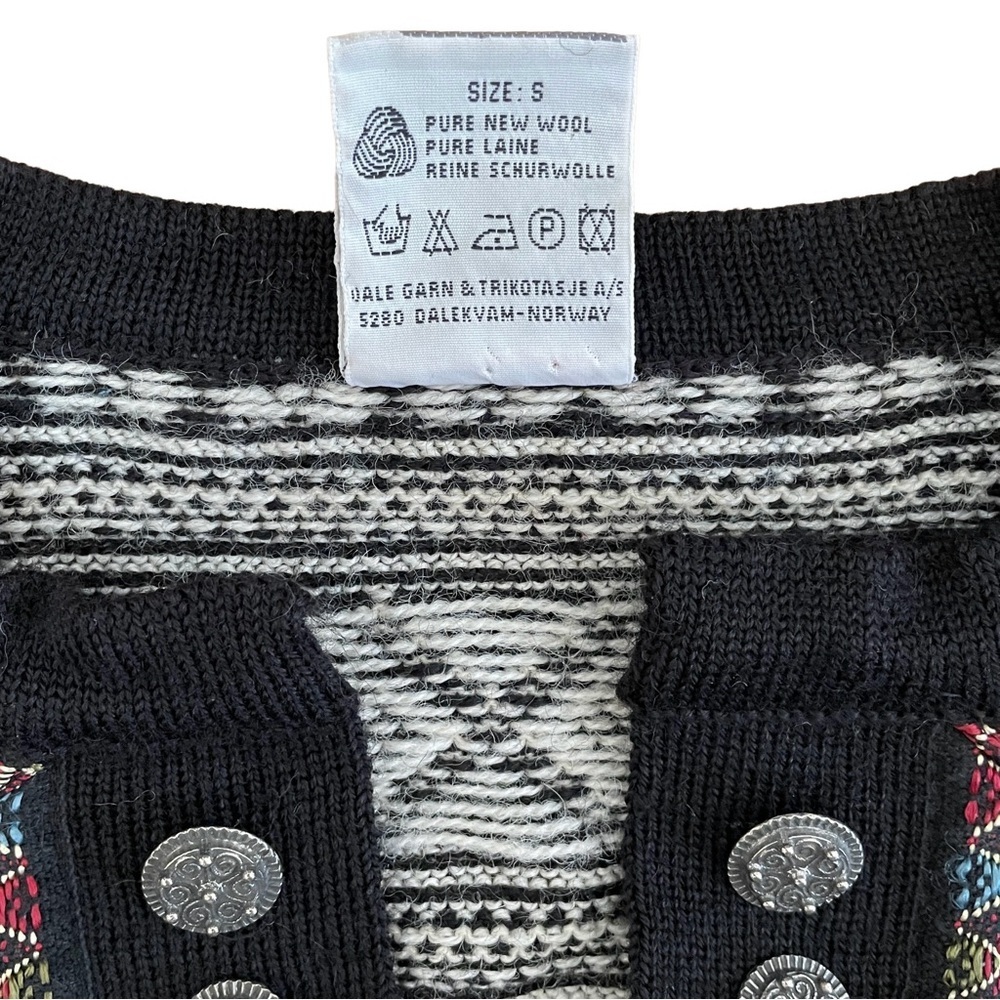 Dale of Norway Pure New Wool Nordic Sweater, Button Placket, Size Small - Picture 9 of 9